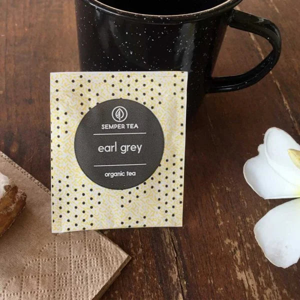 Chá Earl Grey biológico em saqueta