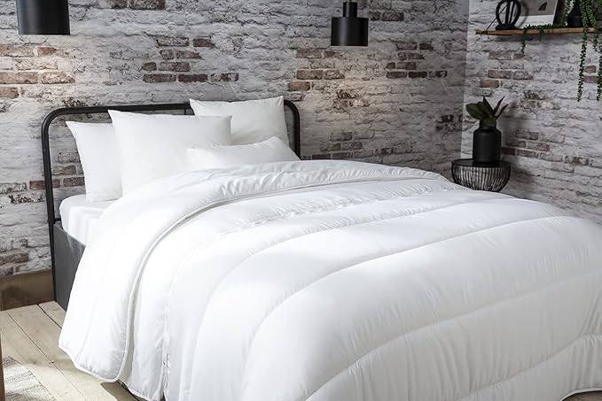 Couette séparable en microfibre couleur blanc pour hôtels