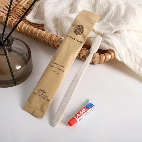 GEANATURE Eco Dental Kit com 500 unidades, Embalagem Kraft Flow para Hotéis – Escova de dentes em fibra de palha + 6g de pasta de dentes