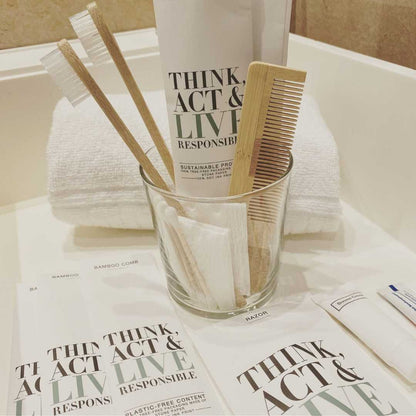 Estuche de costura para hoteles - Think act & live